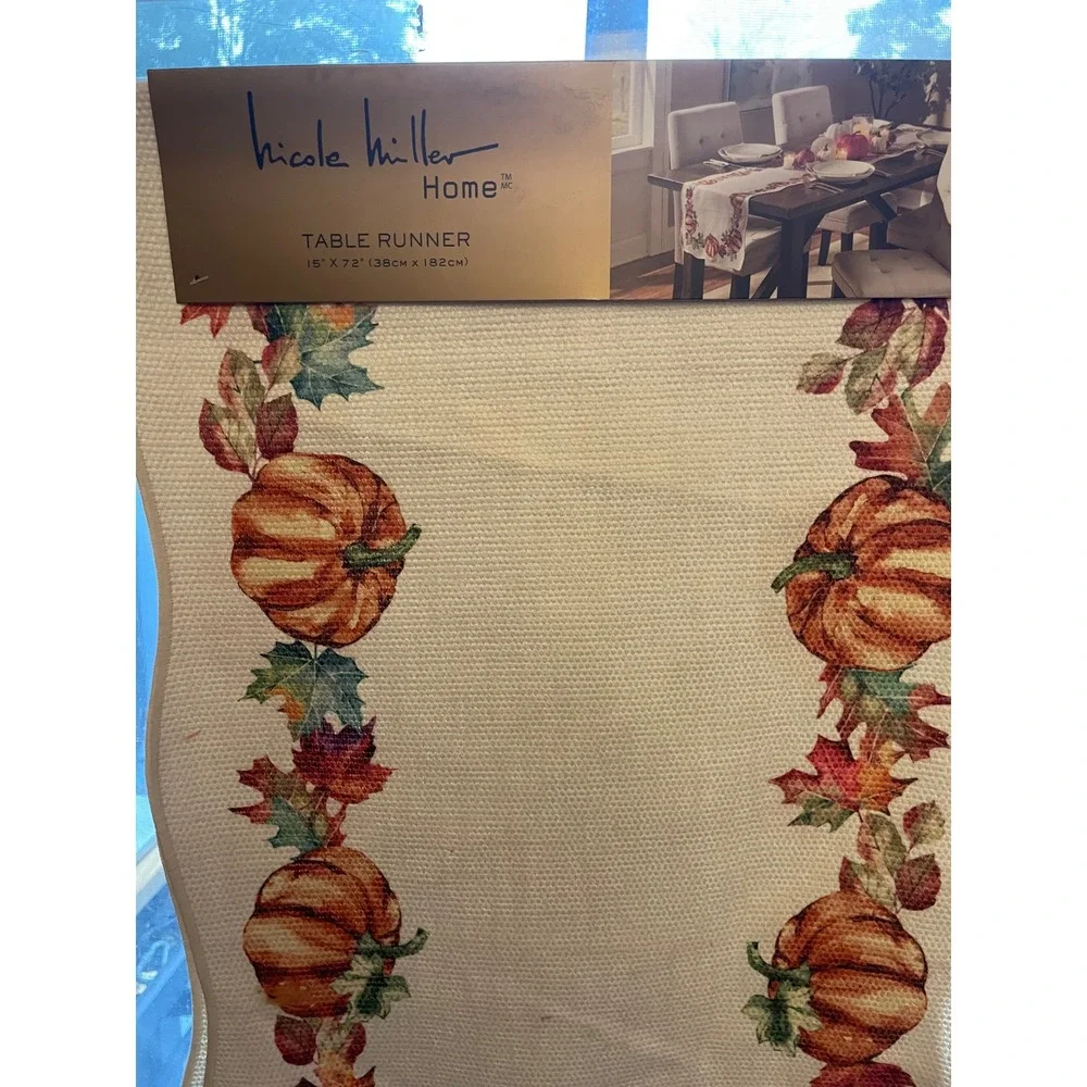Nicole Miller Home Pumpkin Fall Leaves Table Runner 15